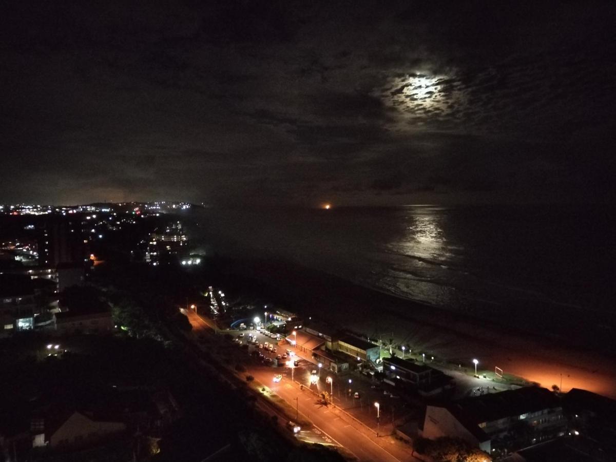 High Tide Beach Condo Durban Esterno foto